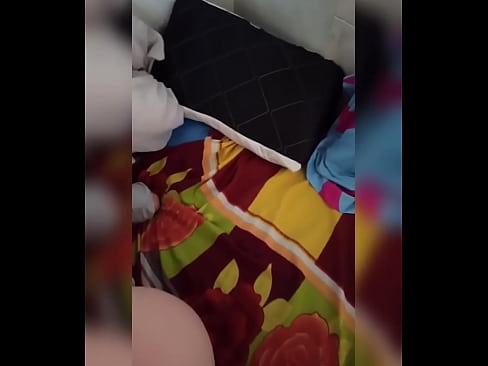 ❤️ 我的室友因为丈夫去度假而独自呆在家里，我趁机操她，用牛奶填满她的屁股 ❤❌ Quality porn